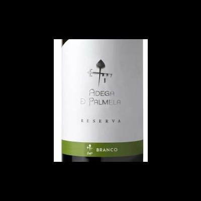Garrafa de vinho Adega D'Palmela Reserva Branco com rótulo branco e verde