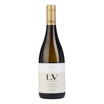 Garrafa de vinho tinto LV Reserva com rótulo branco e bege e tampa dourada
