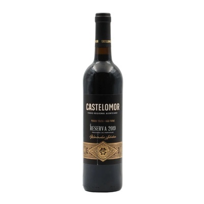 Garrafa de vinho Castelomor Reserva 2019 com rótulo preto e dourado