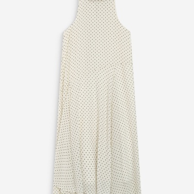 Vestido comprido branco com pontos pretos e gola alta