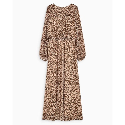 Vestido comprido de padrão leopardo castanho e bege com mangas compridas e franzido na cintura