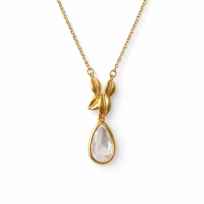 Colar dourado com pendente gota transparente e folhas douradas
