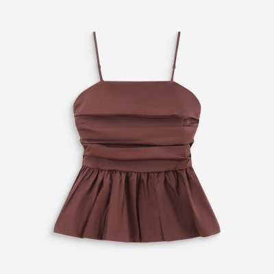 Top feminino castanho de alças finas com detalhes drapeados e parte inferior franzida