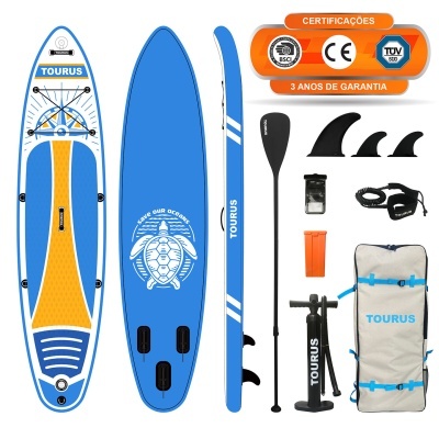 Conjunto de paddle surf inflável azul e branco com remo, mochila, bomba e acessórios