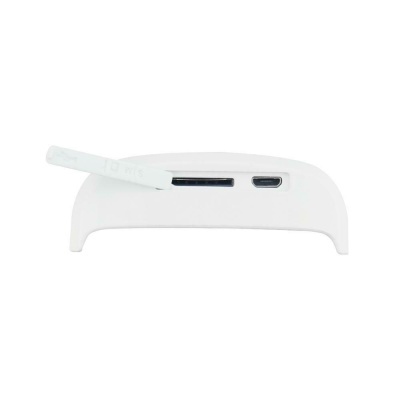 Dispositivo branco com slot para cartão SIM e porta micro USB