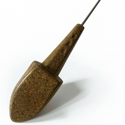 Pá de jardinagem com lâmina e cabo em granito castanho e cabo longo preto