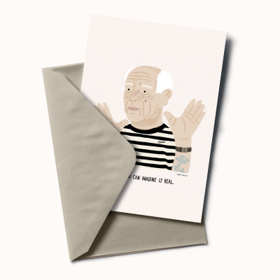 Cartão ilustrado com desenho de homem idoso de cabelo branco numa camisola riscada preto e branco, dentro de envelope cinzento.