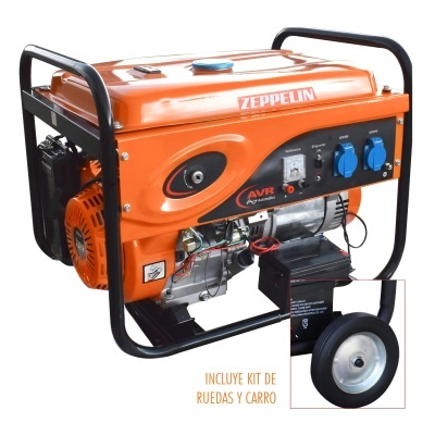 Gerador elétrico portátil com carcaça laranja e estrutura preta, mostrador, tomadas azuis e texto em espanhol sobre kit de rodas