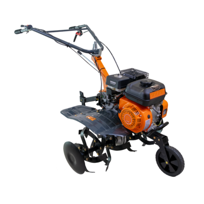 Motocultivador laranja e preto com motor e rodas