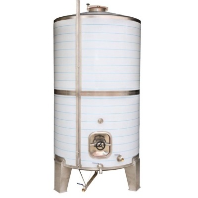 Cilindro metálico branco com riscas azuis e torneira