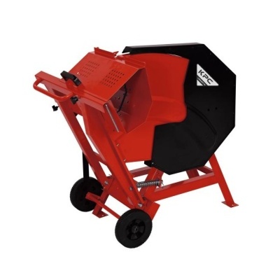 Misturadora de betão vermelha e preta com rodas pretas