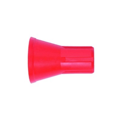 Cone de plástico vermelho com relevos em fundo branco