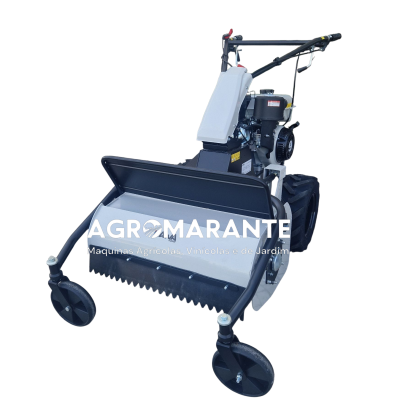 Máquina agrícola motorizada cinzenta e preta com rodas de plástico e motor preto