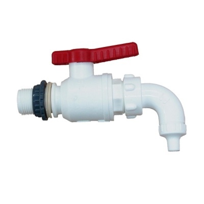 Torneira branca de PVC com pega vermelha e encaixe de rosca