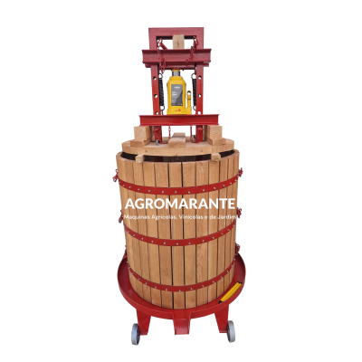 Prensa vinícola de madeira e metal vermelha com cilindro hidráulico amarelo e rodas