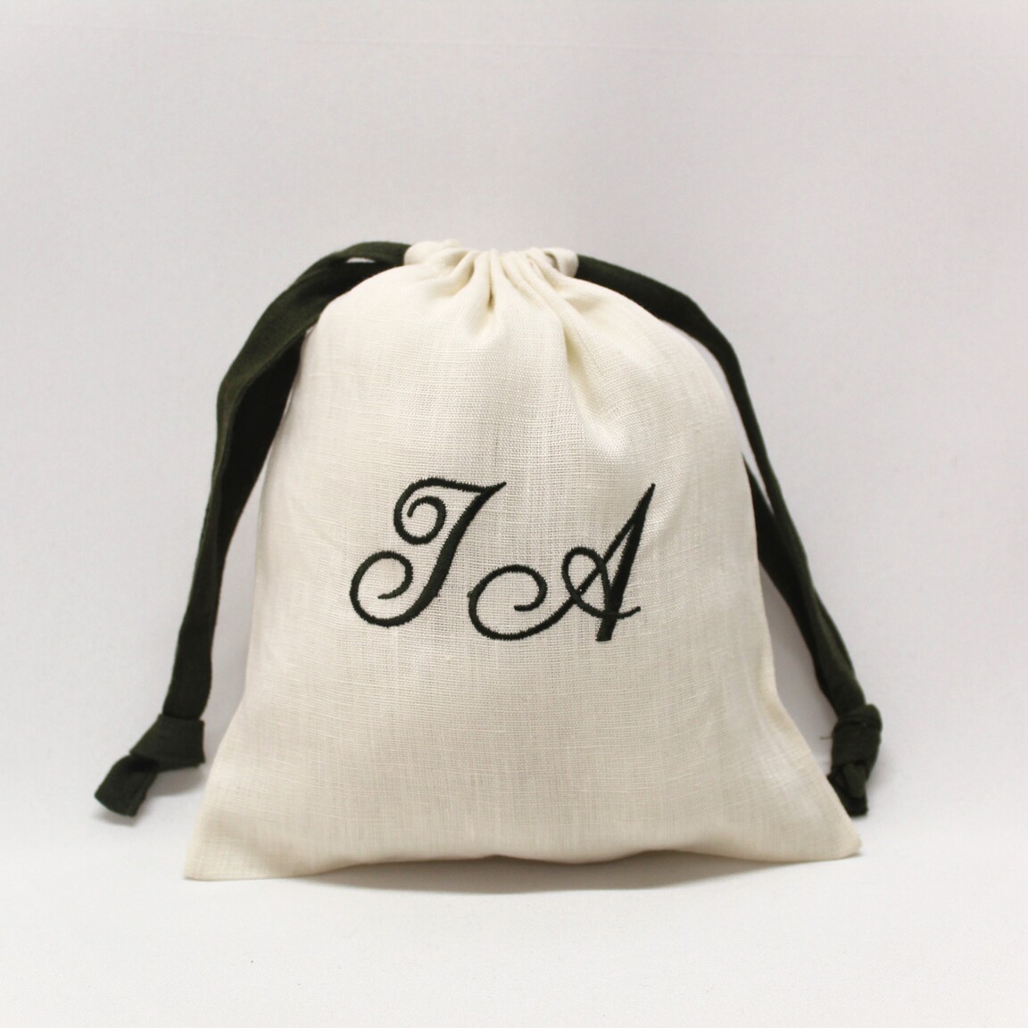 Saco de Casamento Saco de pano branco com bordado IA e cordão preto