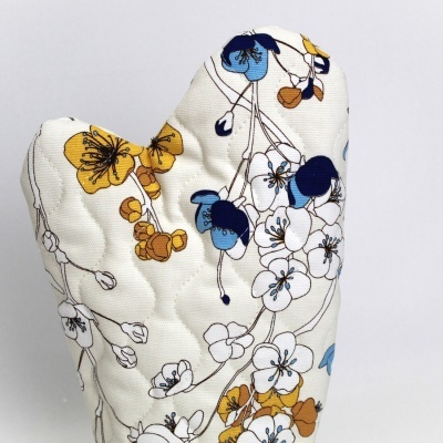 Luvas de forno acolchoadas com padrão floral azul e amarelo