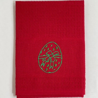 Toalha de cozinha vermelha com ovo bordado verde