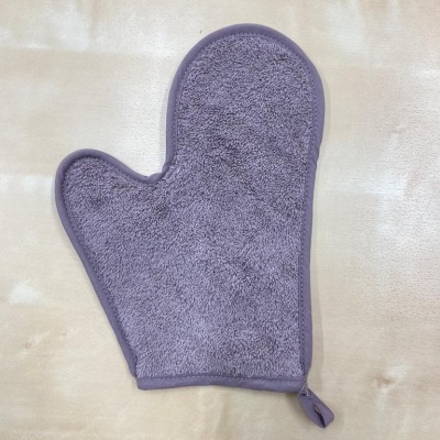 Luvas de banho ou limpeza cor cinza clara em tecido felpudo