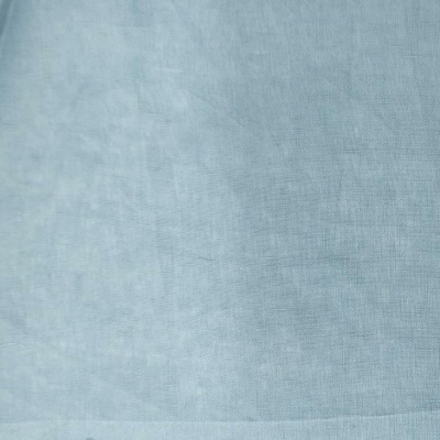 tecido azul claro com textura fina e padrão liso