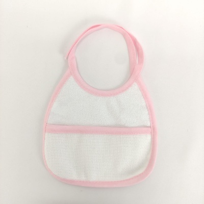 Babete de bebé branco com bordas e atilho rosa
