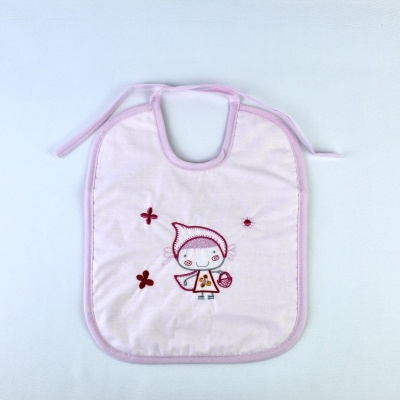 Babete de bebé rosa com bordado de personagem infantil e flores