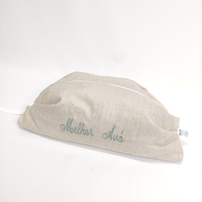 Estojo tecido bege com 'Melhor Avó' bordado em azul claro