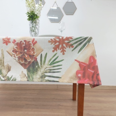 Toalha de mesa decorativa com padrão natalício e elementos naturais e festivos