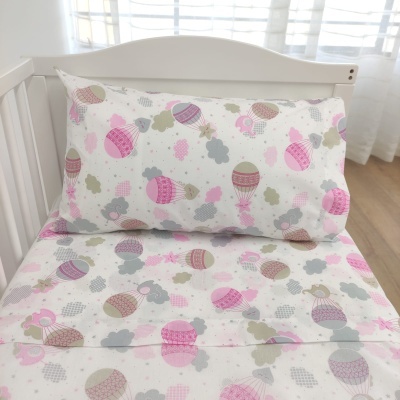 Roupas de cama para berço com padrão de balões coloridos