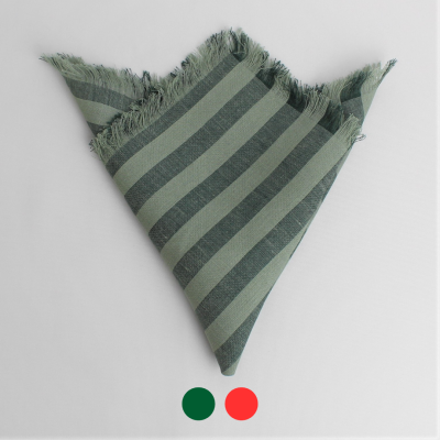Lenço quadrado riscado verde com franjas