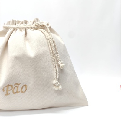 Saco de pano creme com cordão e bordado 'Pão'
