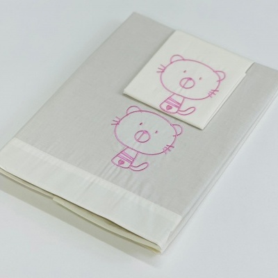 Conjunto de lençóis cinza claro com bordado de gato rosa