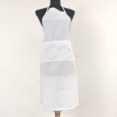 Avental branco com bolso frontal em tecido, mostrado num manequim preto