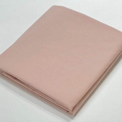 tecido rosa claro dobrado