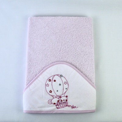 Toalha de banho de bebé cor-de-rosa clara com capuz e bordado de balão e ursinho