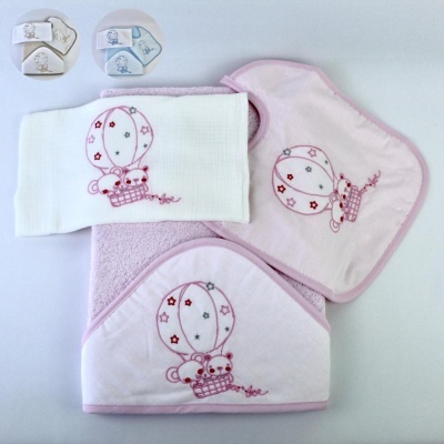 Conjunto de toalhas e fralda para bebé com bordado de balão e ursos em rosa