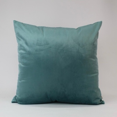 Travesseiro quadrado verde azulado de tecido aveludado
