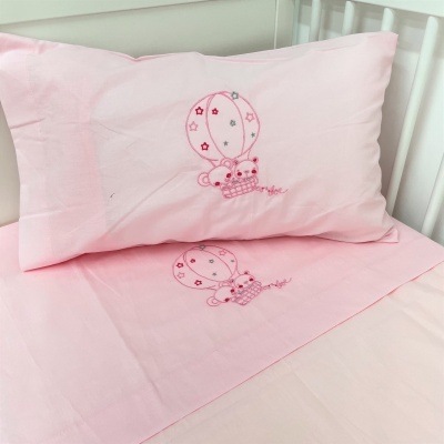 Conjunto de roupa de cama infantil rosa com bordado de urso e balões