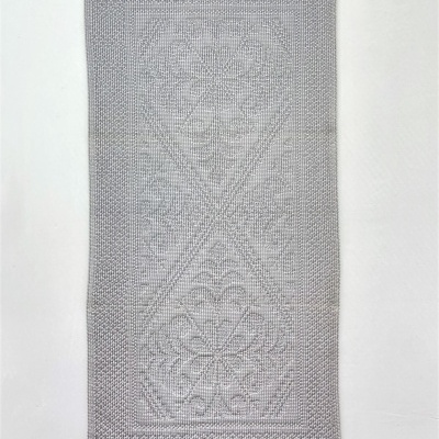 Tapete rectangular cinzento claro com padrão texturizado
