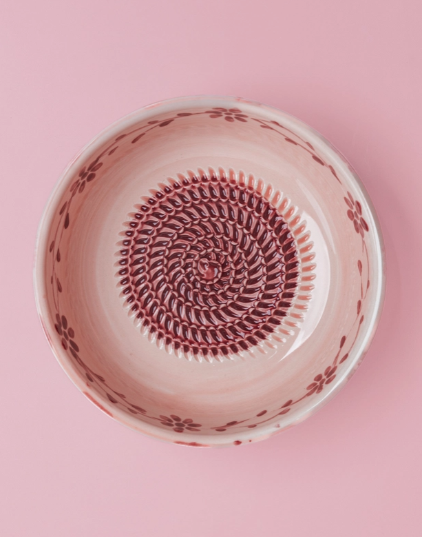 TAÇA RALADOR GRANDE "SAKURA" ALFAR TIERRA COCIDA Prato decorativo em cerâmica com padrão floral e circular