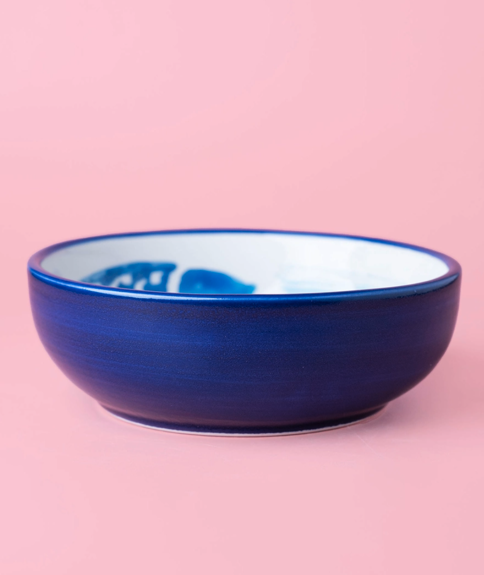 TAÇA RALADOR MÉDIO "ATUM " ALFAR TIERRA COCIDA Taça cerâmica azul escura com interior branco e padrão azul