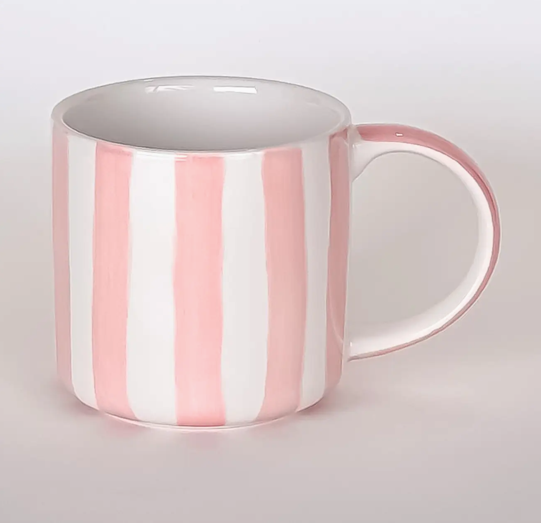 CANECAS STRIPE - MAGAZIN MINORI Caneca cerâmica riscas rosa claro e branco com asa e interior branco