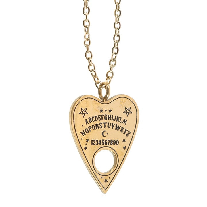CARTÃO DE SAUDAÇÃO COM COLAR "OUIJA BOARD" SOMETHING DIFFERENT Colar dourado com pendente em forma de coração com alfabeto, números e símbolos desenhados.