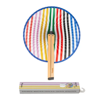 Leque redondo listrado colorido com estrutura de madeira e embalagem retangular branca