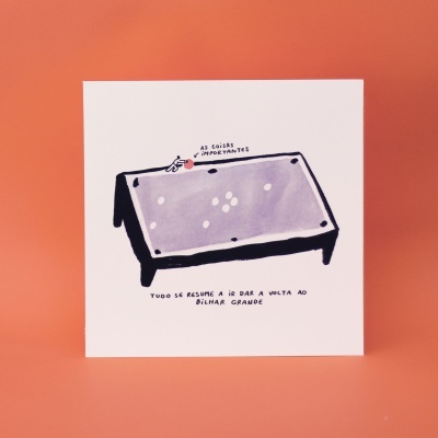 Cartão com desenho de mesa de bilhar e texto em português.