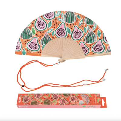 Leque de madeira e tecido com padrão colorido de figos e embalagem correspondente.