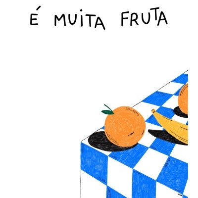 Desenho de frutas sobre padrão quadriculado azul e branco com texto 'É MUITA FRUTA'