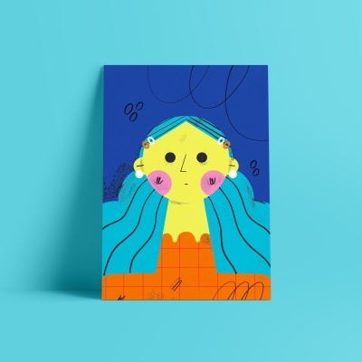 Ilustração colorida de personagem feminina com cabelo azul e vestido laranja