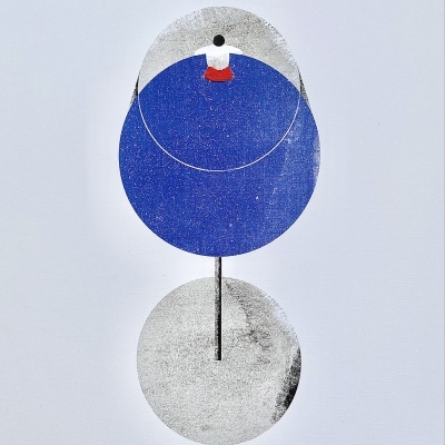 Formas geométricas redondas sobre fundo branco