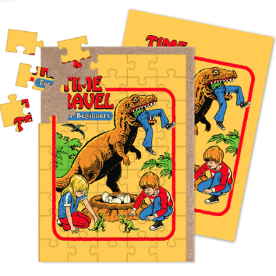 Puzzle de cartolina com capa amarela de livro infantil TIME TRAVEL For Beginners e ilustrações de dinossauros e crianças